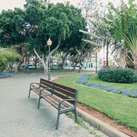 Casa Luna, Next To Canteras